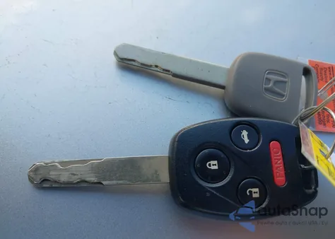 2009 Honda Accord 2.4 Lx из США, поврежденный, VIN JHMCP263X9C016772